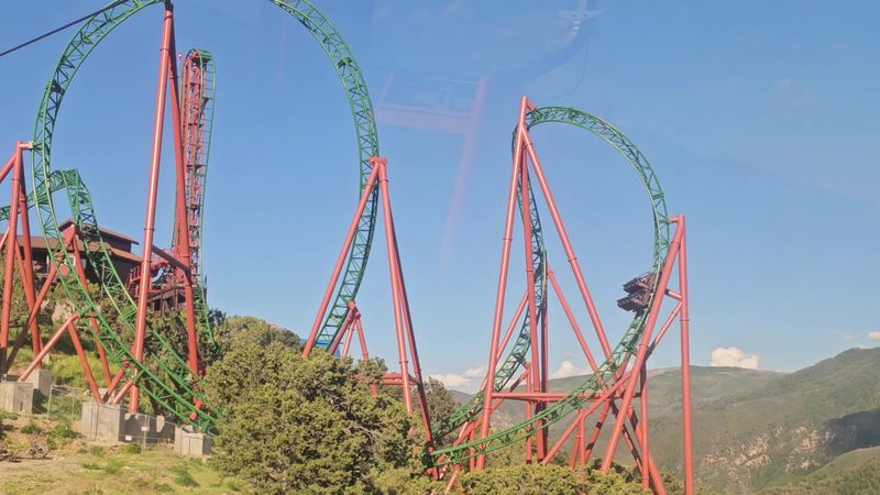 Defiance and Cliffhanger: Coasters With Serious Attitude