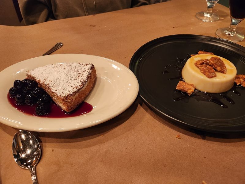 Desserts That Make You Stay A Little Longer Desserts That Make You Stay A Little Longer