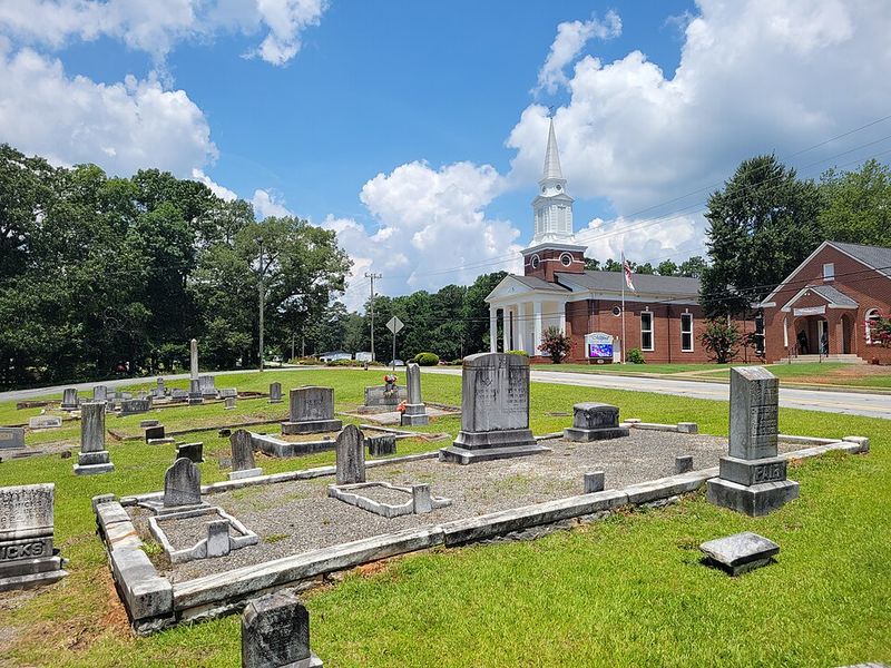 Elm Street Cemetery, Milford