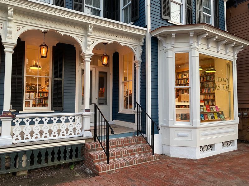 Farley's Books, Frenchtown