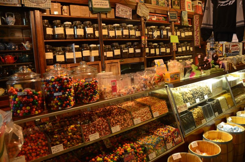 Farmland General Store, Where Candy Rules Half the Room