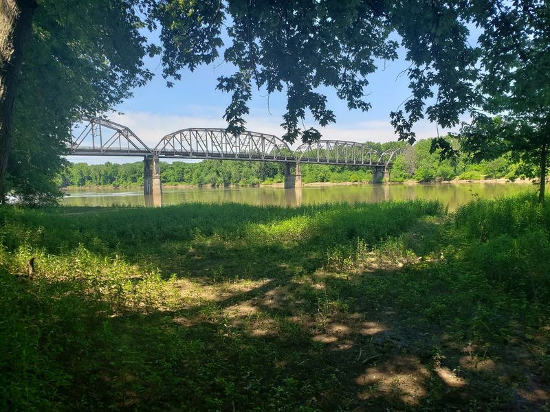 Find Pure Serenity Along the Wabash River Find Pure Serenity Along the Wabash River