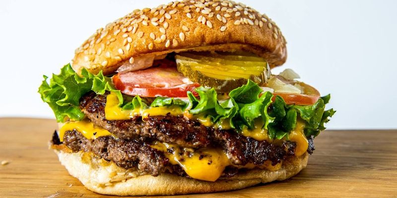 Fresh, Never Frozen Beef Does The Heavy Lifting Fresh, Never Frozen Beef Does The Heavy Lifting