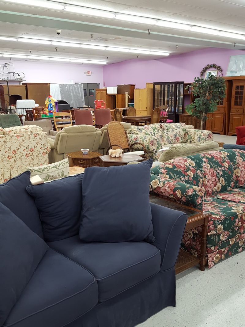 Furniture And Home Goods Worth Loading Into The Car Furniture And Home Goods Worth Loading Into The Car