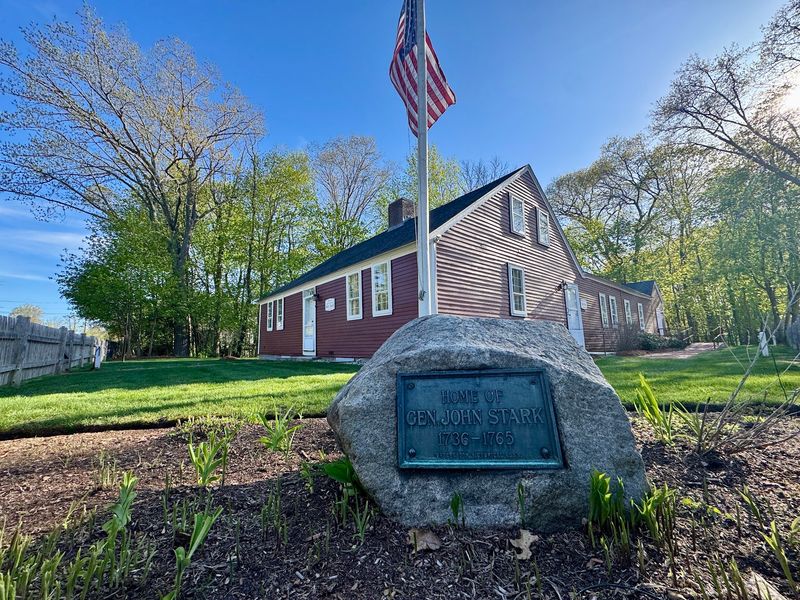 Gen. John Stark House, Manchester, NH Gen. John Stark House, Manchester, NH