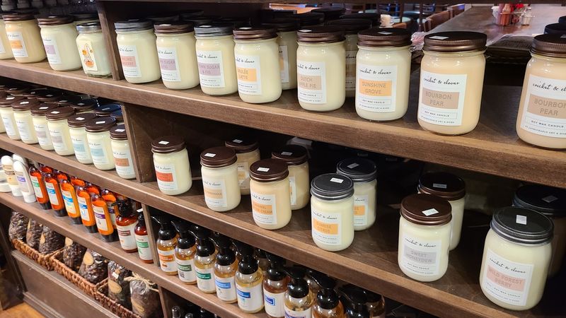 Gift Items, Local Goods, and Shelves Worth Browsing Gift Items, Local Goods, and Shelves Worth Browsing
