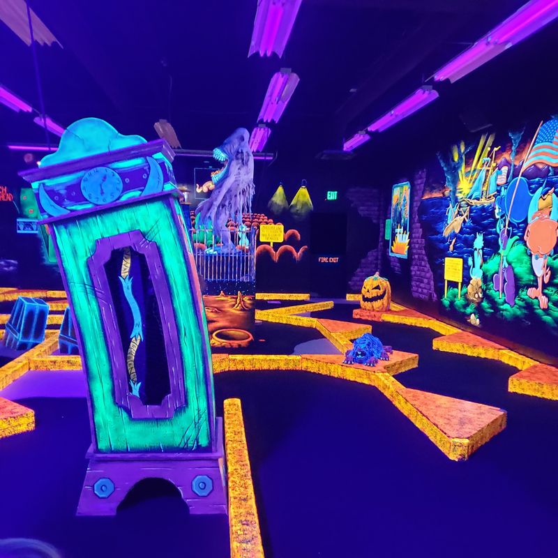 Glowing Eighteen Hole Monster Course