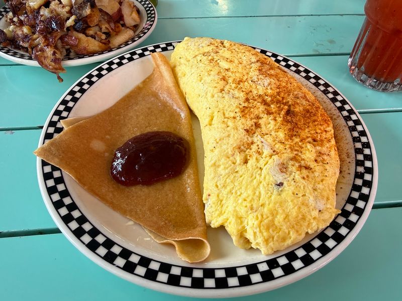 Gourmet Crepes and Overstuffed Omelettes Worth the Trip Alone Gourmet Crepes and Overstuffed Omelettes Worth the Trip Alone