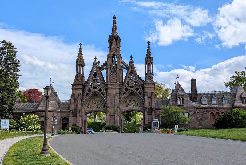 Green-Wood Cemetery, Brooklyn's Open-Air Sculpture Park