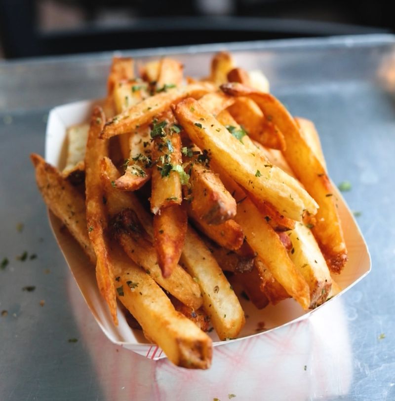 Hand-Cut Fries That Steal Attention Hand-Cut Fries That Steal Attention