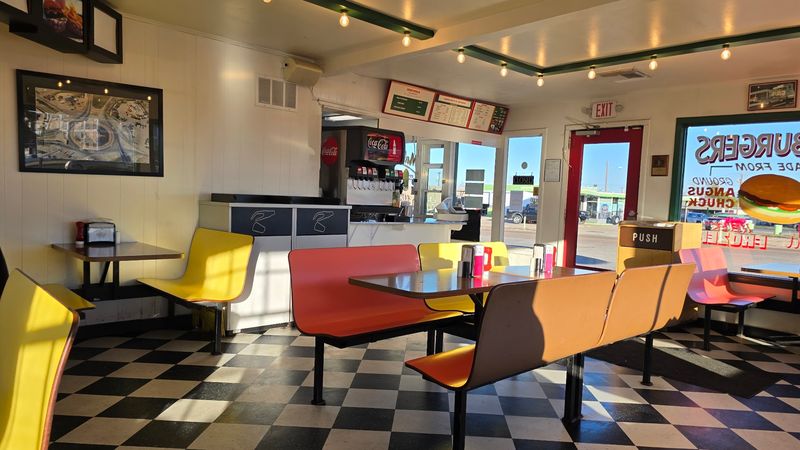 Health Camp Burgers and Shakes, Waco