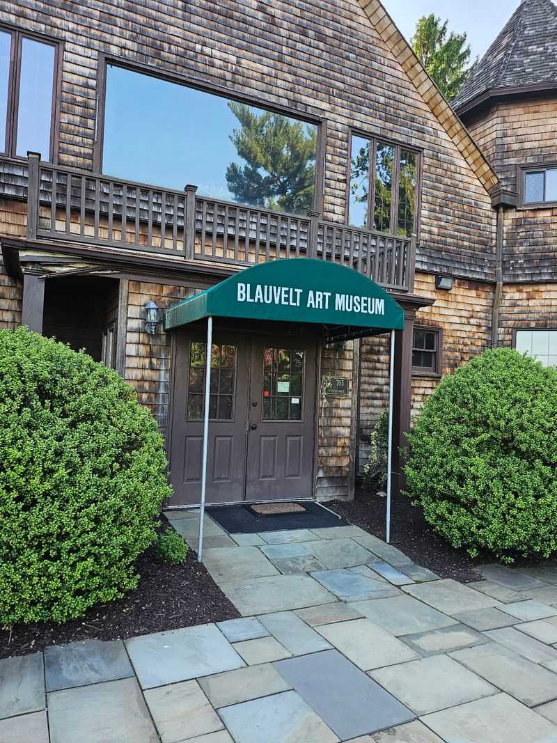 Hiram Blauvelt Art Museum