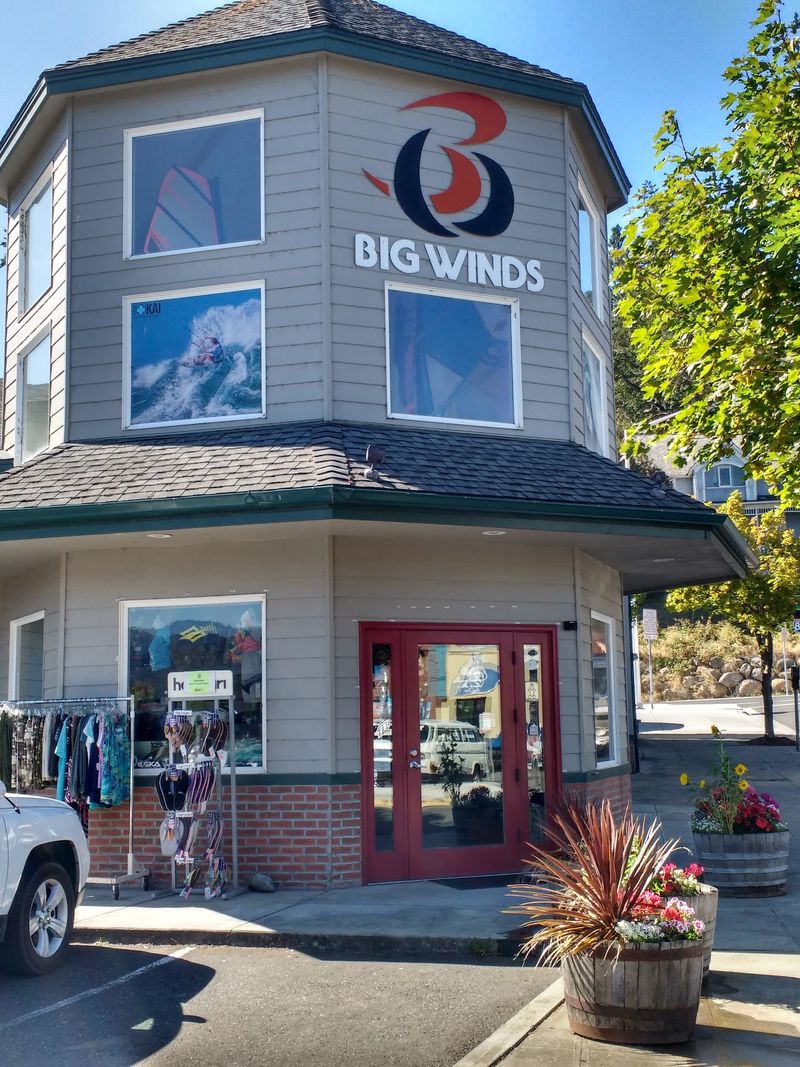 Hood River, Wind Sports Capital Turned Investment Magnet