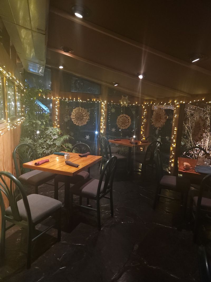 How The Dining Room Actually Feels