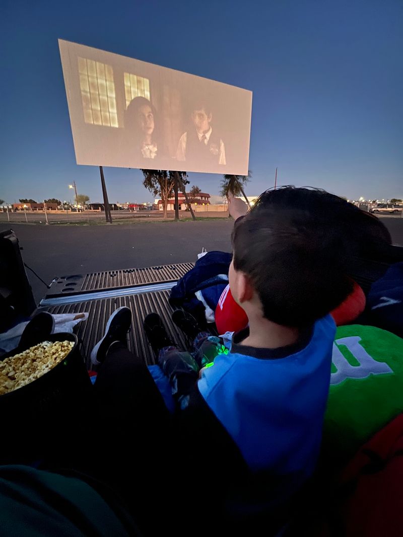 How to Set Up Your Perfect Night Under the Stars