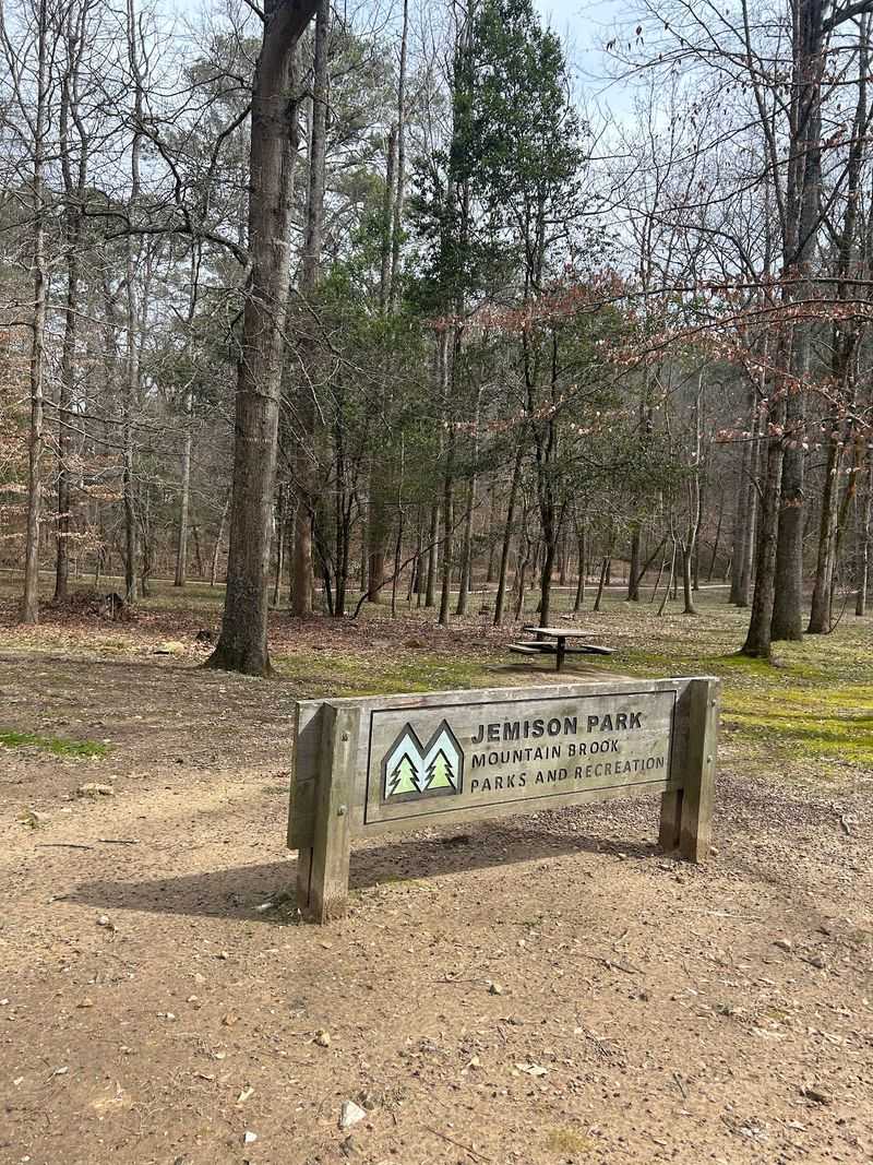 Jemison Park Nature Trail in Mountain Brook