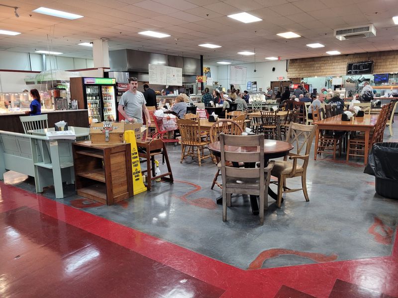 Kate's Kountry Kitchen for Hot Meals From Breakfast to Dinner