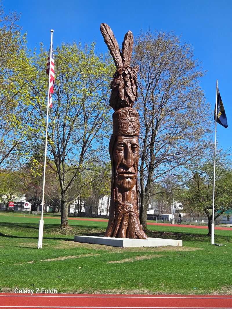 Keewakwa Abenaki Keenahbeh, Laconia's Whispering Giant Keewakwa Abenaki Keenahbeh, Laconia's Whispering Giant