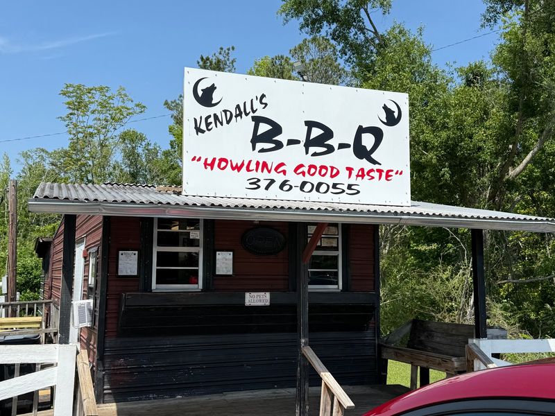 Kendall's BBQ, A Georgiana Roadside Stop Worth Every Mile