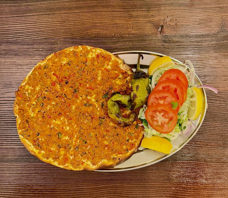 Lahmacun That Earns Its Reputation Lahmacun That Earns Its Reputation