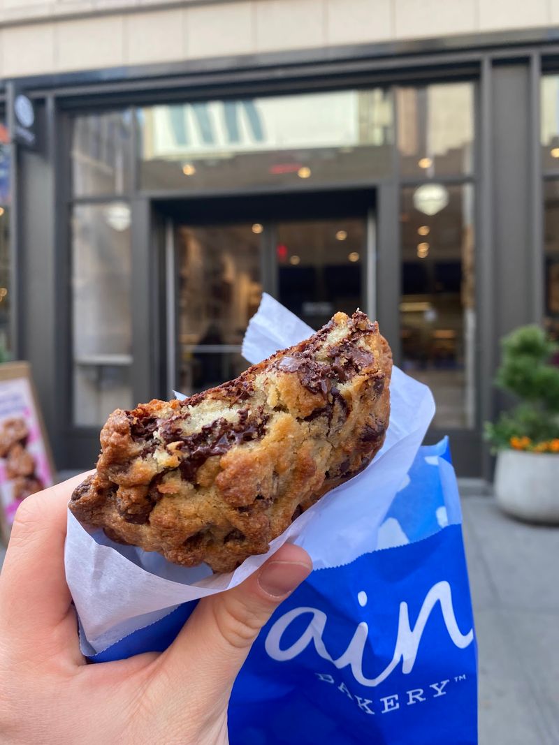 Levain Bakery