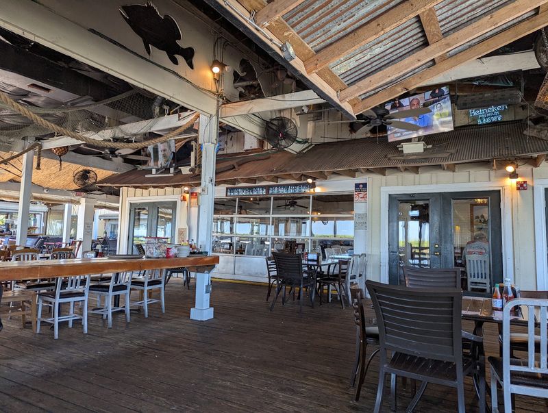 Live Music That Turns Dinner Into a Real Night Out