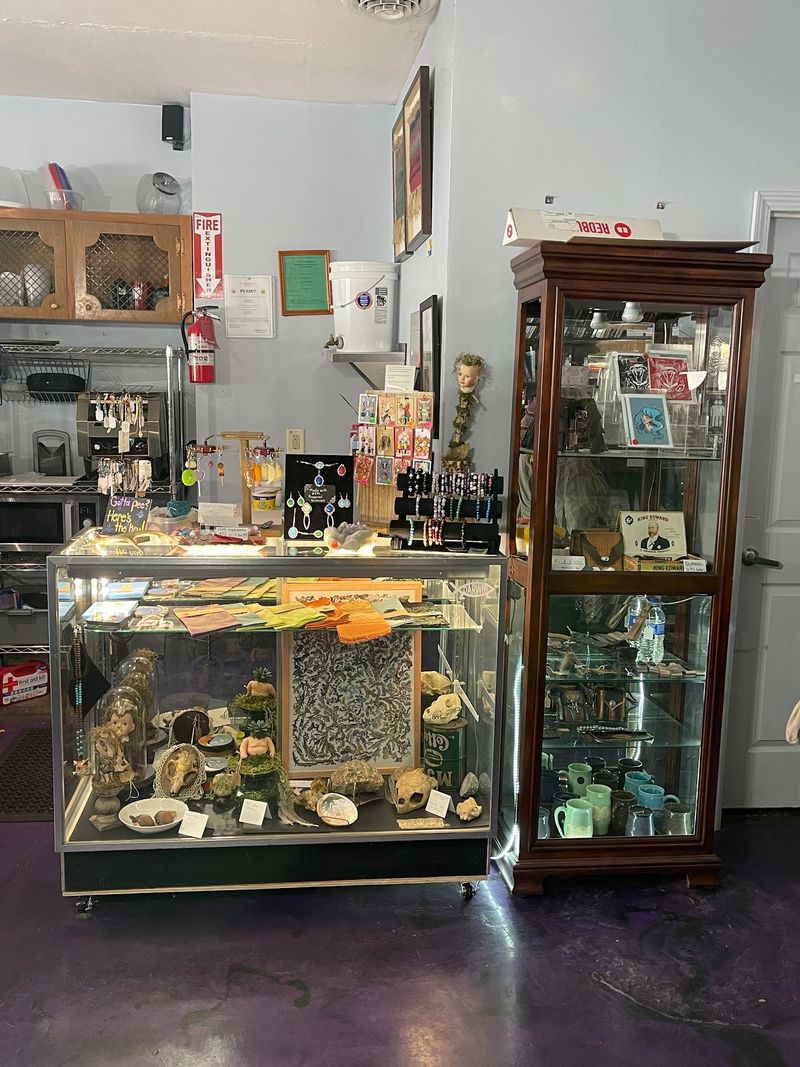 Local Art, Oddities, and Natural History Finds Local Art, Oddities, and Natural History Finds