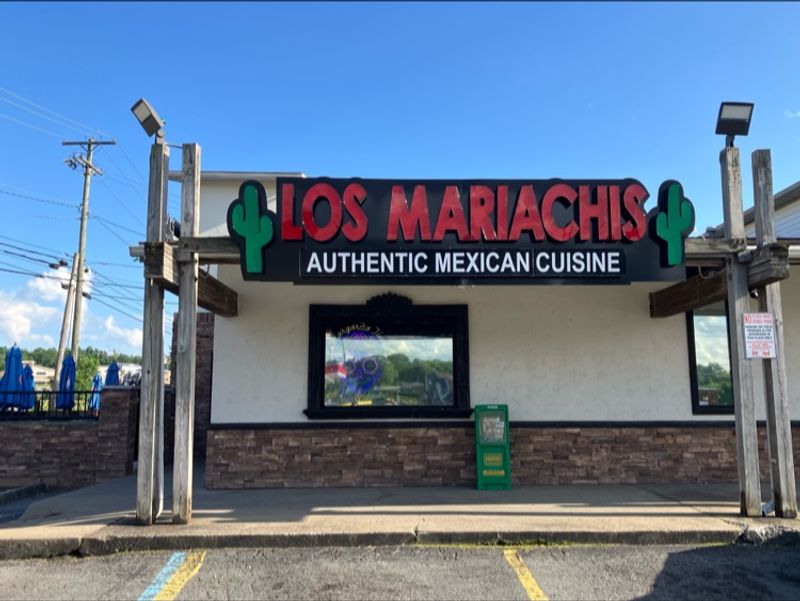 Los Mariachis
