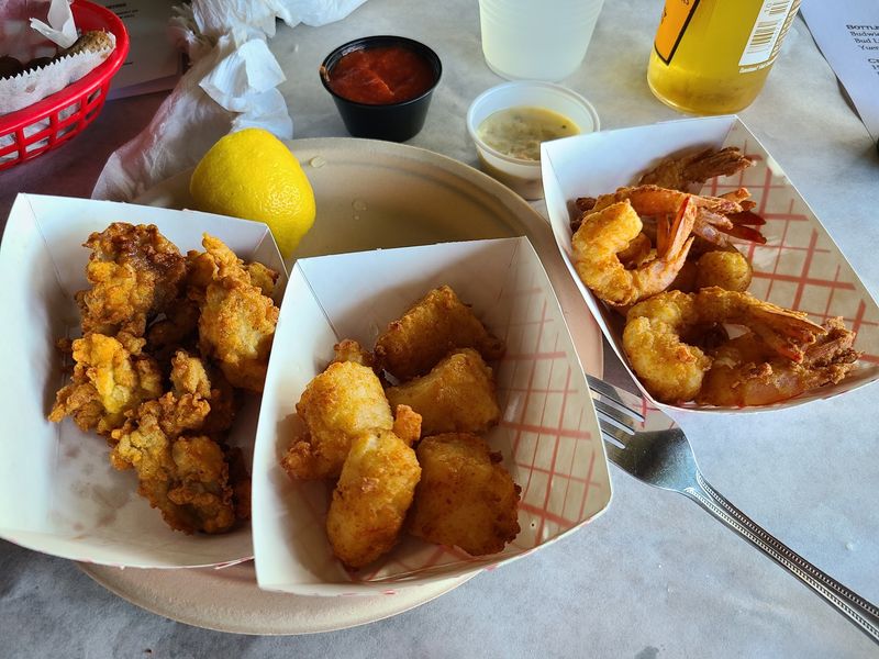Lowcountry Plates That Keep It Simple Lowcountry Plates That Keep It Simple