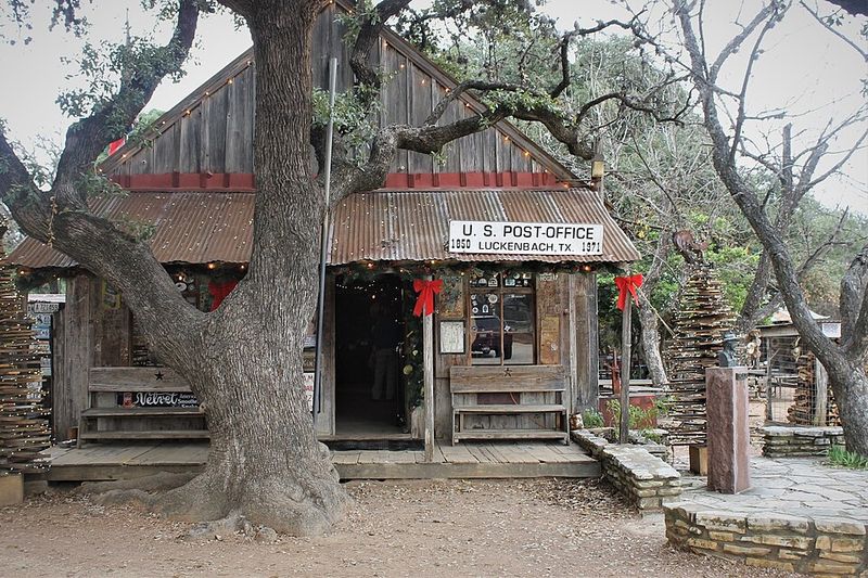 Luckenbach Luckenbach
