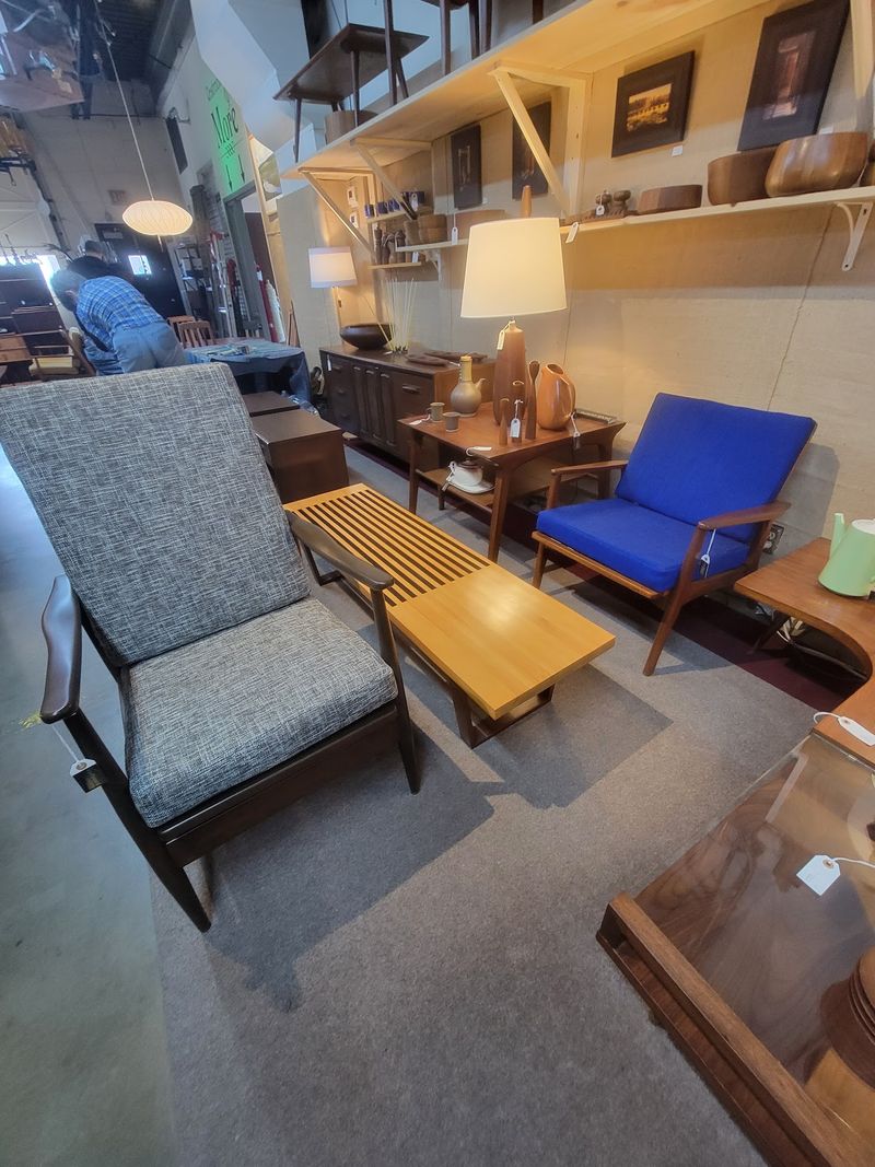 Mid-Century Furniture That Steals The Show