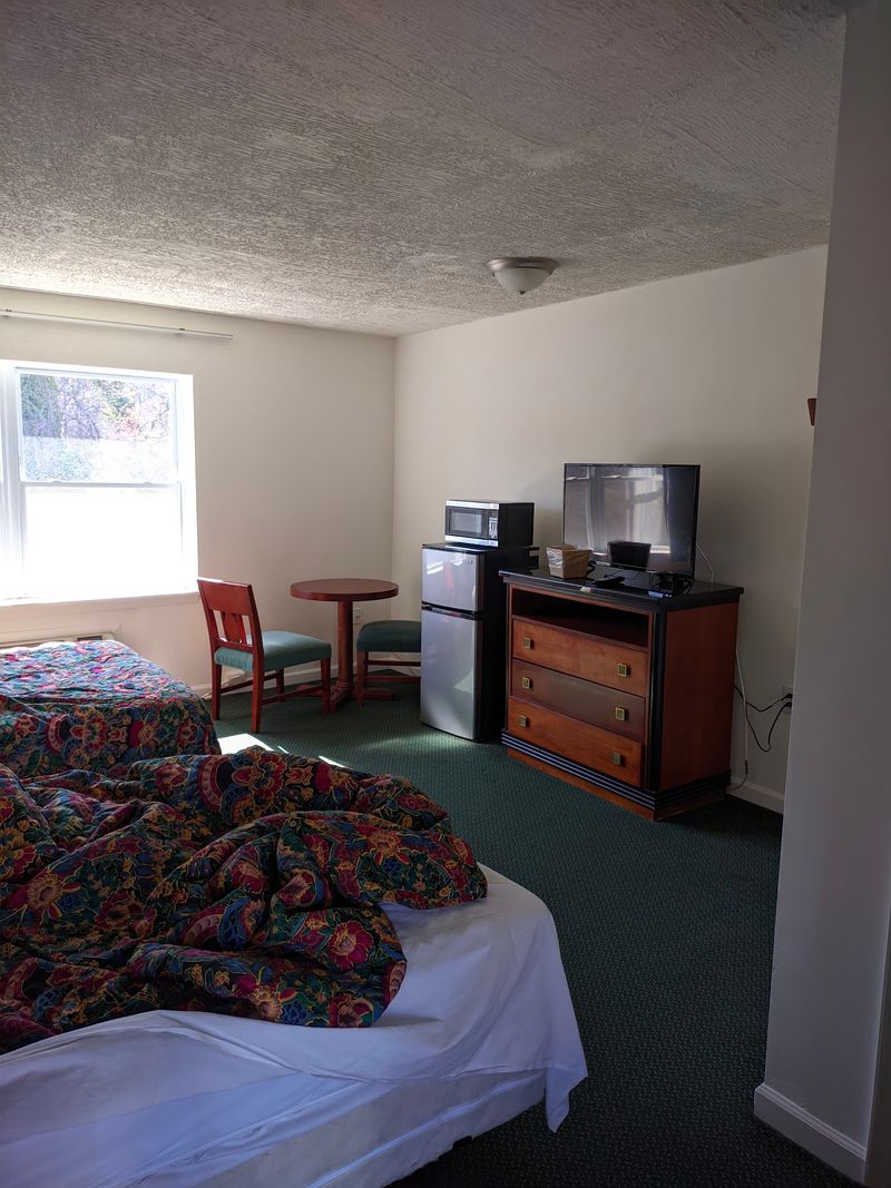 Modern Conveniences Packed Into Every Stay Modern Conveniences Packed Into Every Stay