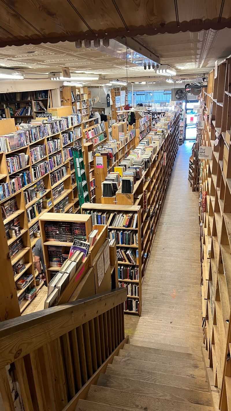 Montclair Book Center, Montclair