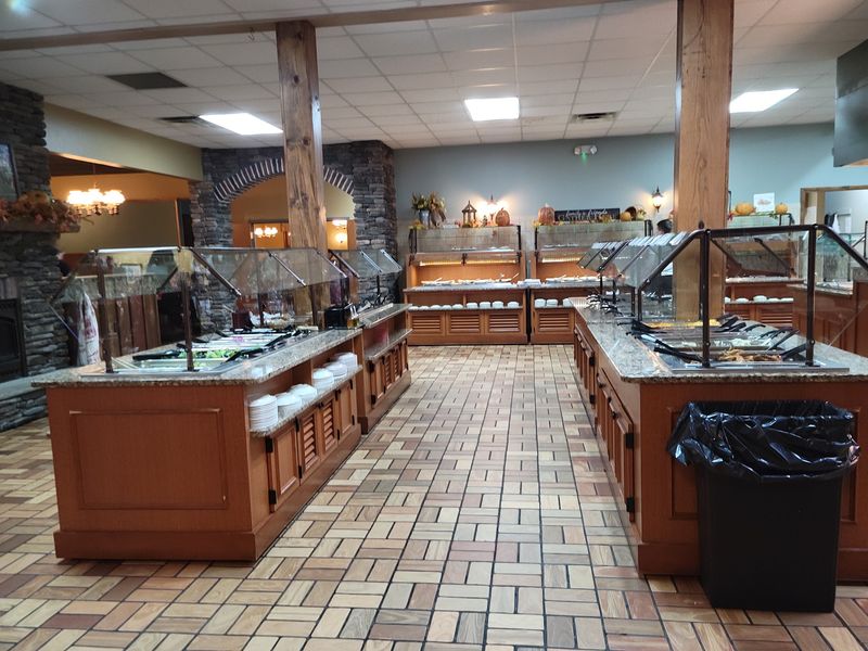 Mountain Gate Family Restaurant