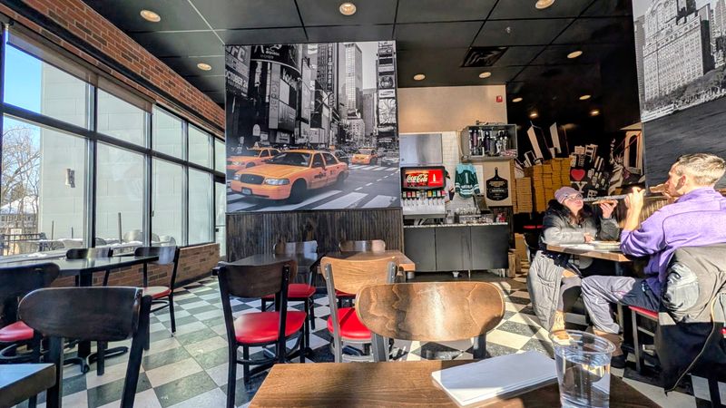 Murals That Make The Small Dining Room Feel Bigger Murals That Make The Small Dining Room Feel Bigger
