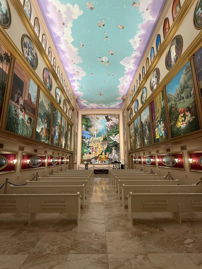 Murals Wrapping Every Wall, Floor to Ceiling Murals Wrapping Every Wall, Floor to Ceiling