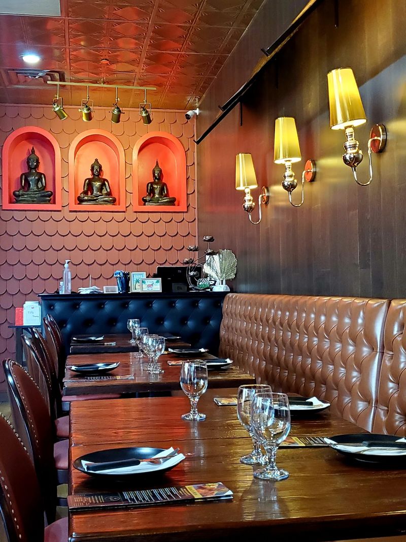 NaaMo Thai Restaurant