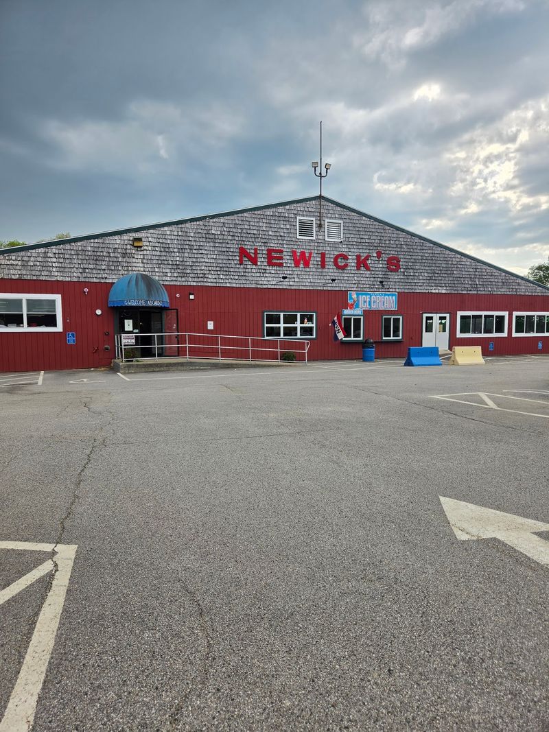 Newick's Lobster House, New Hampshire