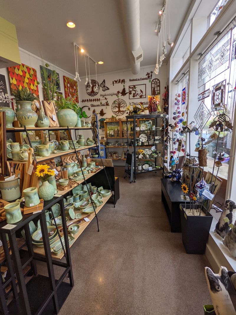 Ohi:yo' Our Home and the New Indigenous Peoples Gallery
