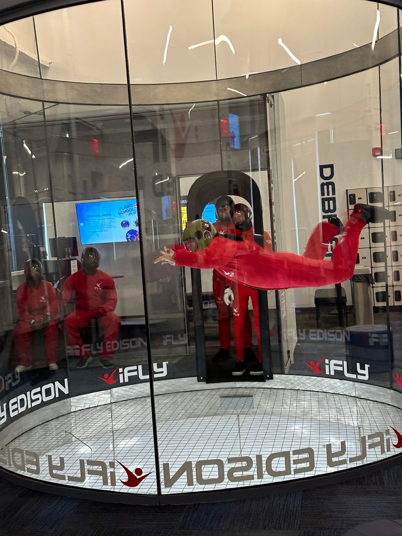 One Minute of Pure Flight