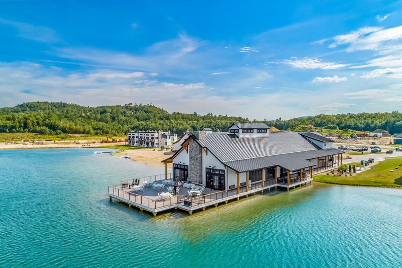 Owl's Nest Resort, Thornton Owl's Nest Resort, Thornton