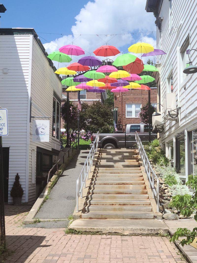 Pack Your Bags, Littleton NH Is Calling Your Name Pack Your Bags, Littleton NH Is Calling Your Name