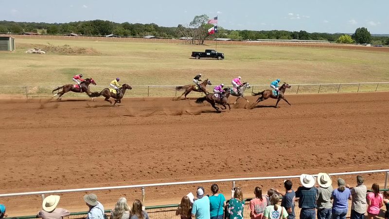 Pari-Mutuel Horse Racing With Roots In The Fair's First Year Pari-Mutuel Horse Racing With Roots In The Fair's First Year