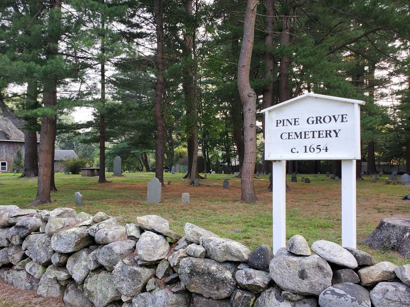 Pine Grove Cemetery, Hampton
