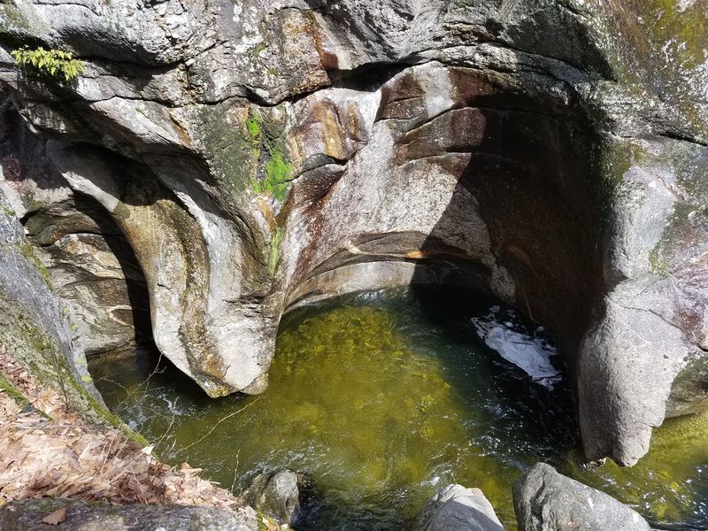 Potholes, Bowls, And The Strange Art Of Spinning Sand Potholes, Bowls, And The Strange Art Of Spinning Sand