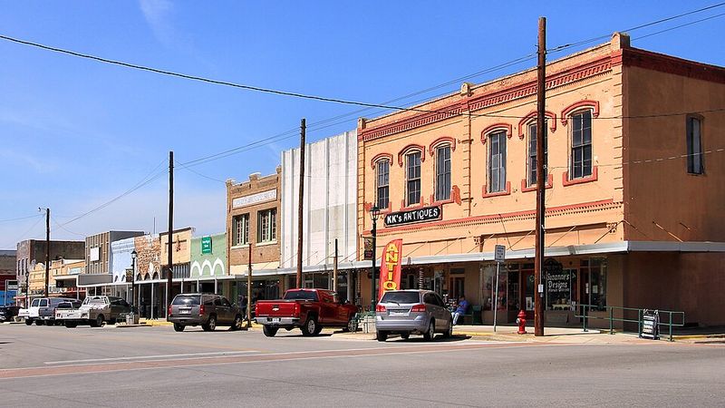 Practical Tips For Visiting During Thump Weekend