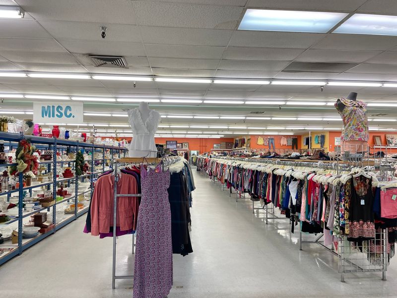 Racks That Refill Every Single Day Racks That Refill Every Single Day