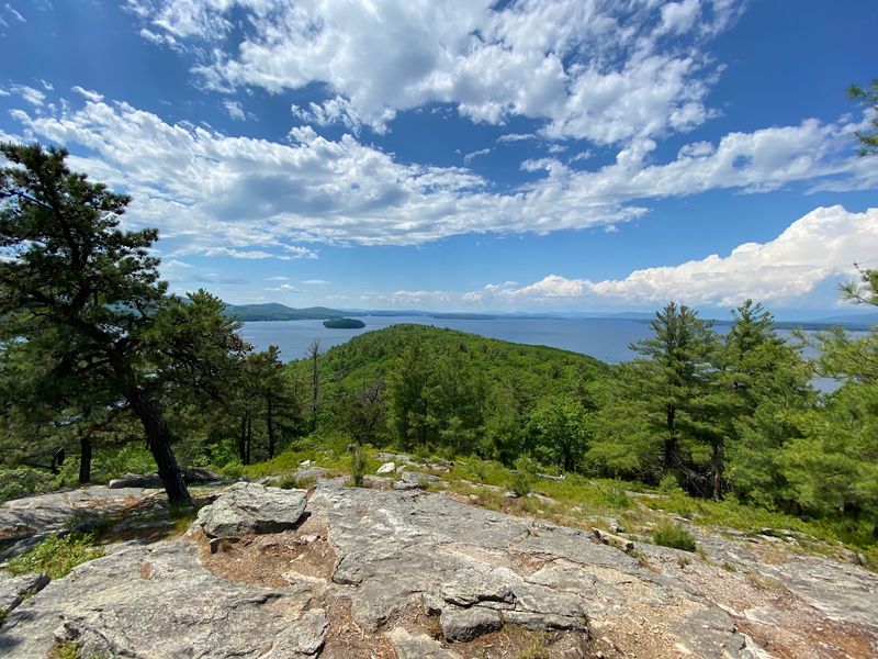 Rattlesnake Island (Lake Winnipesaukee, Alton) Rattlesnake Island (Lake Winnipesaukee, Alton)
