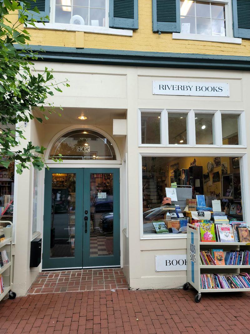 Riverby Books, Fredericksburg Riverby Books, Fredericksburg