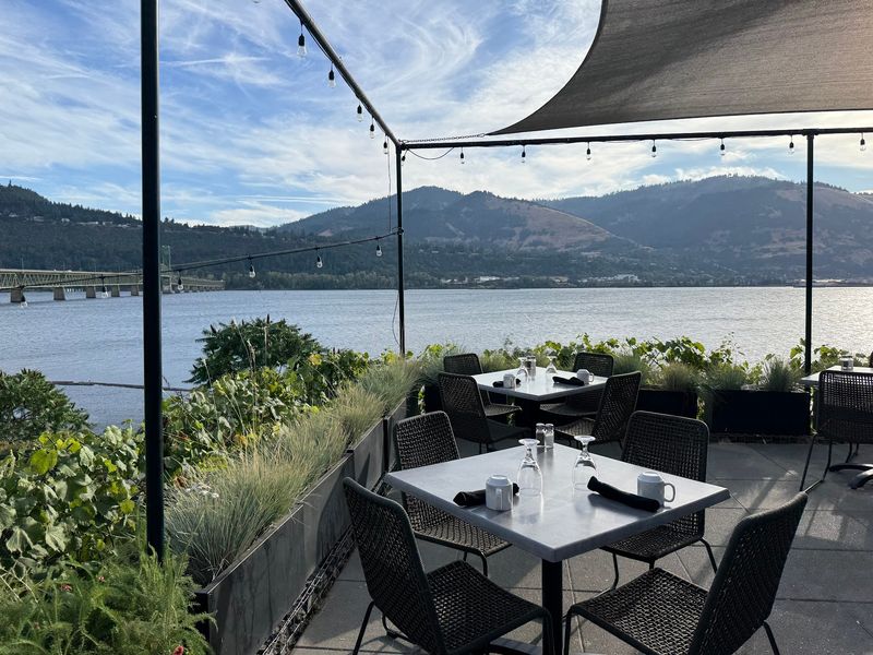 Riverside (Hood River) Riverside (Hood River)